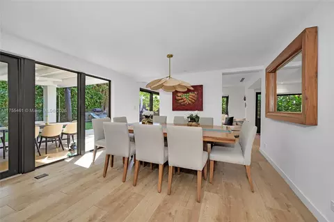 92 W Mashta Dr, Key Biscayne, FL 33149 photo 17