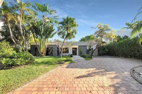 92 W Mashta Dr, Key Biscayne, FL 33149 photo 7