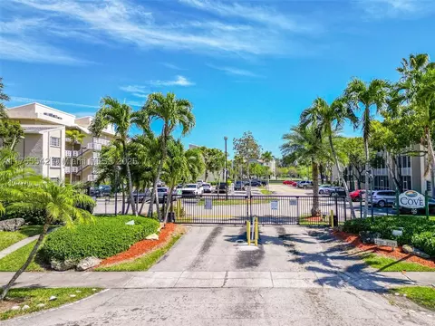 21133 SW 85th Ave #209, Cutler Bay, FL 33189