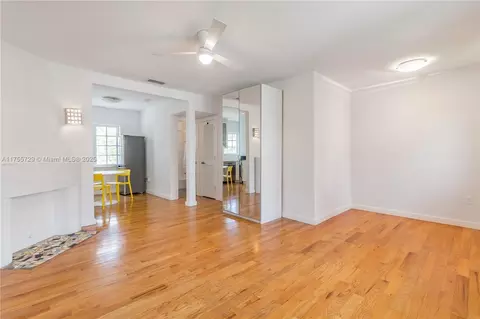 1207 Meridian Ave #8, Miami Beach, FL 33139