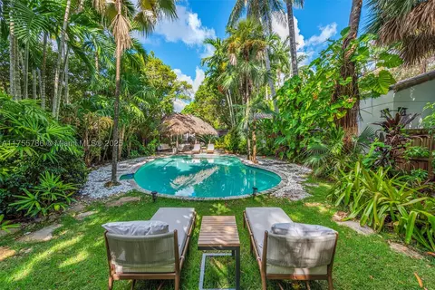 1214 Tyler St, Hollywood, FL 33019