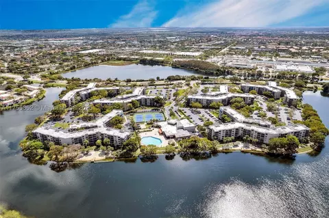 1000 Colony Point Cir #507, Pembroke Pines, FL 33026