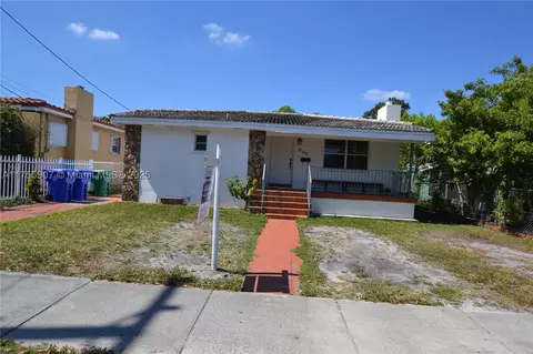 810 NW 29th Ave, Miami, FL 33125