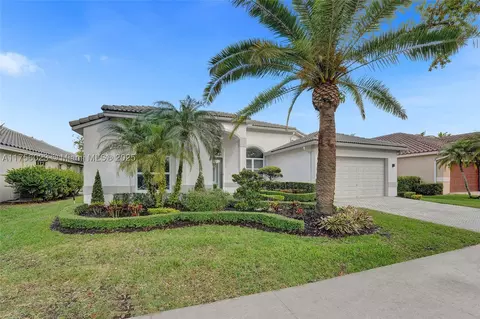 2757 Oakbrook Ln, Weston, FL 33332