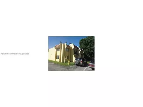 13870 SW 90th Ave #101-MM, Miami, FL 33176