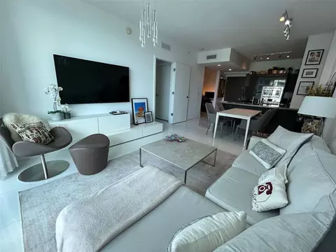 1080 Brickell Ave #3507, Miami, FL 33131