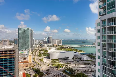 253 NE 2nd St #3702, Miami, FL 33132