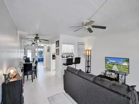 263 Oakridge P #263, Deerfield Beach, FL 33442
