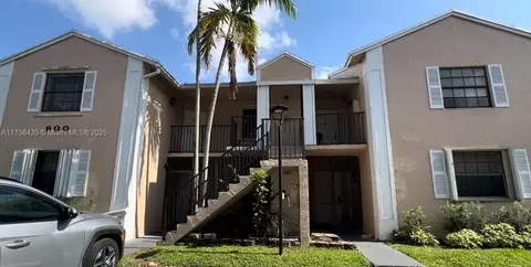 900 Constitution Dr #900L, Homestead, FL 33034