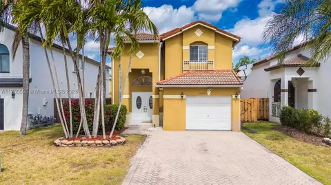 15623 SW 100th Ter, Miami, FL 33196