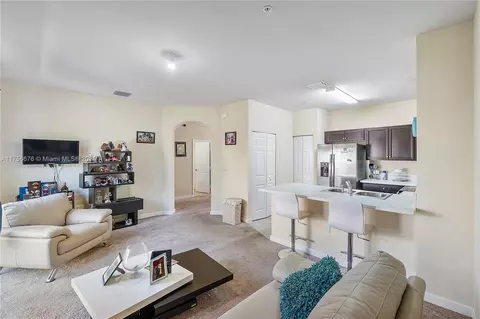 142 SE 28th Ter #11, Homestead, FL 33033