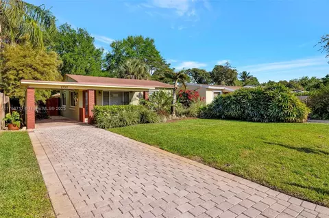1732 NW 7th Ave, Fort Lauderdale, FL 33311