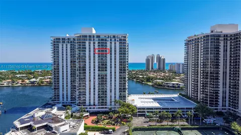 19707 Turnberry Way #25C, Aventura, FL 33180