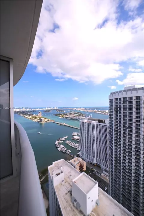 488 NE 18th St #5000, Miami, FL 33132