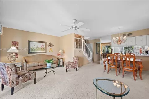 18369 SE Wood Haven Ln #J, Jupiter, FL 33469