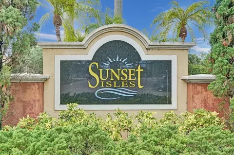 10366 Fox Trail Rd S #1706, Royal Palm Beach, FL 33411