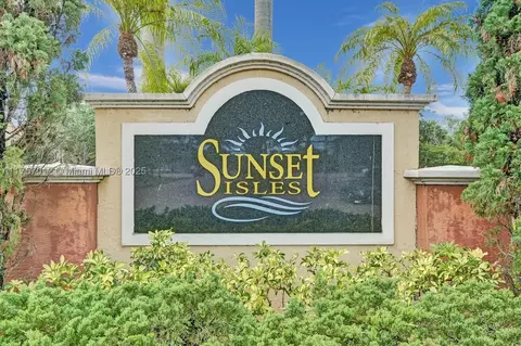 10366 Fox Trail Rd S #1706, Royal Palm Beach, FL 33411