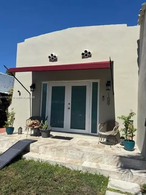 109 NW 48 St, Miami, FL 33127