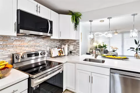 8340 Sands Point Blvd #105P, Tamarac, FL 33321