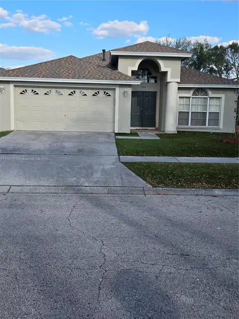 1926 Sedgefield St, Brandon, FL 33511