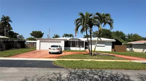 5369 Balsam Ter, Plantation, FL 33317