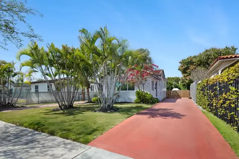2640 SW 33rd Ct, Miami, FL 33133