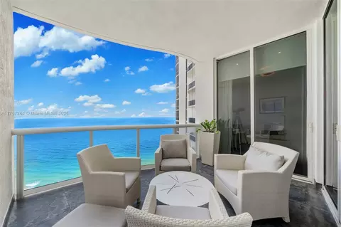 15811 Collins Ave #2904, Sunny Isles Beach, FL 33160
