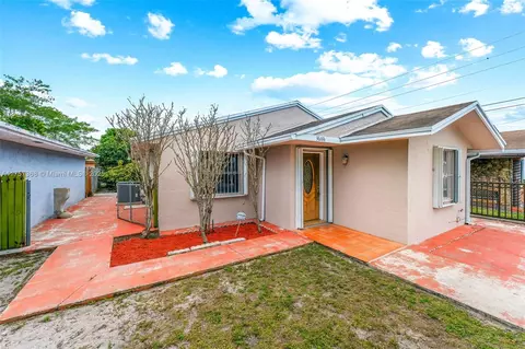 3686 NW 188th St, Miami Gardens, FL 33056