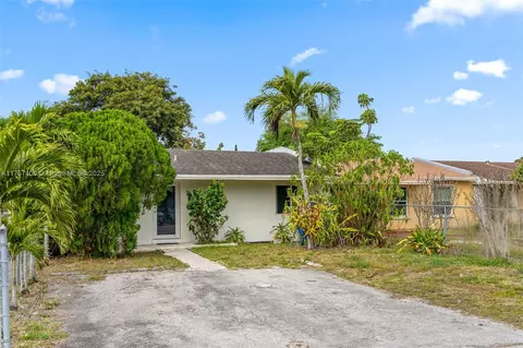 19448 NW 28th Pl, Miami Gardens, FL 33056