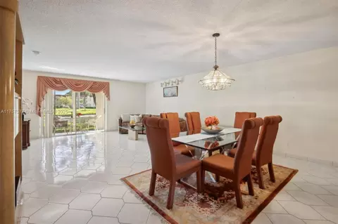 Undisclosed, Pembroke Pines, FL 33025