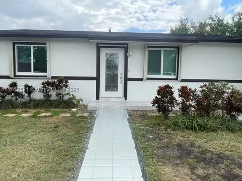 18910 NW 33rd Pl, Miami Gardens, FL 33056