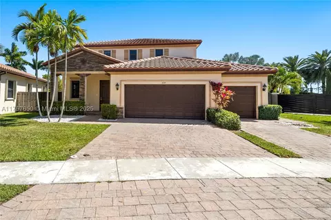 735 SE 35th Ter, Homestead, FL 33033