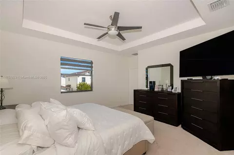 Bedroom - 11064 W 35th Ln, Hialeah, FL 33018 photo 3 of 9