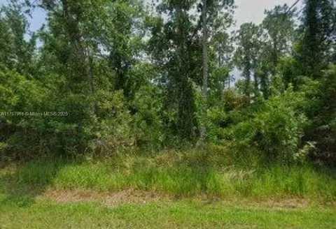 5026 Levante Dr, Sebring, FL 33872