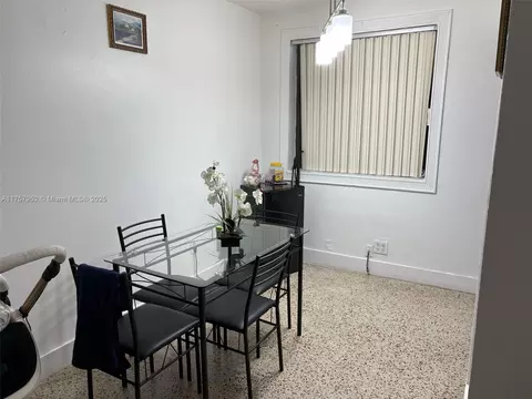 Dining - 250 E 10th St, Hialeah, FL 33010 photo 1 of 2