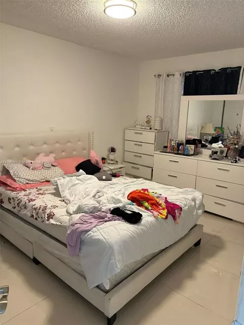 Bedroom - 250 E 10th St, Hialeah, FL 33010 photo 4 of 4