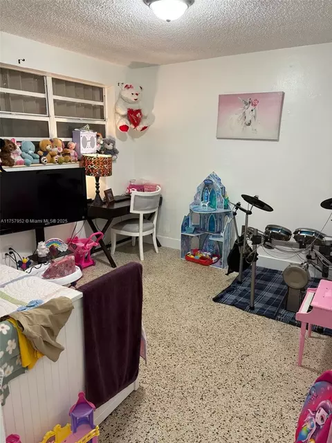 Other - 250 E 10th St, Hialeah, FL 33010 photo 2 of 5