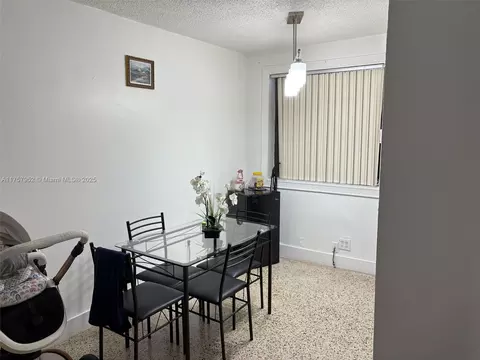 Dining - 250 E 10th St, Hialeah, FL 33010 photo 2 of 2