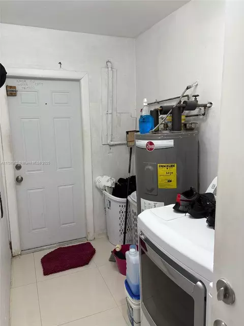 Other - 250 E 10th St, Hialeah, FL 33010 photo 4 of 5
