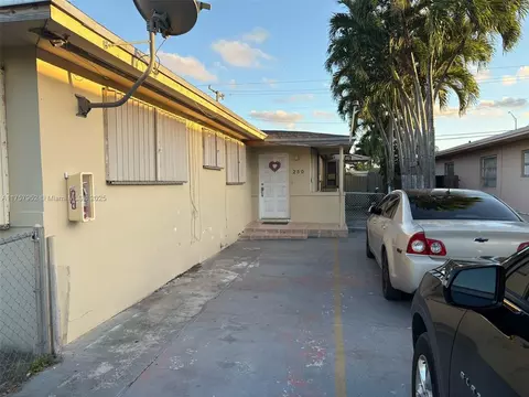 Exterior - 250 E 10th St, Hialeah, FL 33010 photo 1 of 1