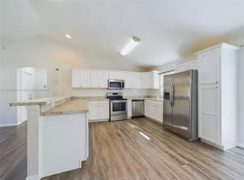 Kitchen - 128 Cedar Rd, Ocala, FL 34472 photo 1 of 1