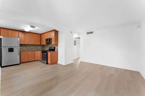 3245 Virginia St #55, Miami, FL 33133