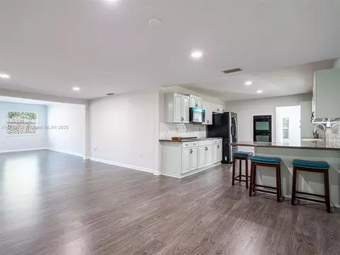 1735 18th St, Vero Beach, FL 32960