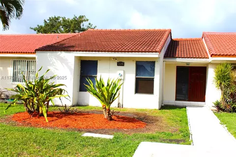 1326 SW 124th Pl, Miami, FL 33184