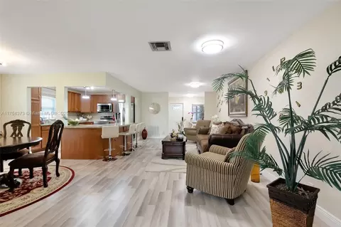 13255 Via Vesta #B, Delray Beach, FL 33484