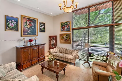 227 Enid Dr #43, Key Biscayne, FL 33149