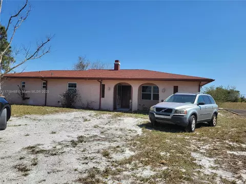 21 Gould Rd E, Lake Placid, FL 33852