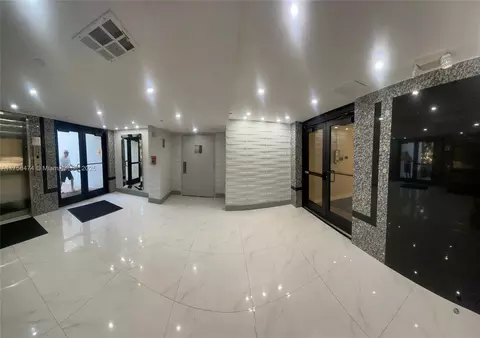 Undisclosed, Sunny Isles Beach, FL 33160