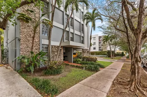 820 Salzedo St #303, Coral Gables, FL 33134
