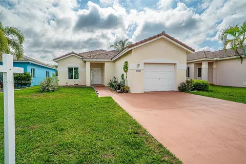 1282 SW 44th Ter, Deerfield Beach, FL 33442